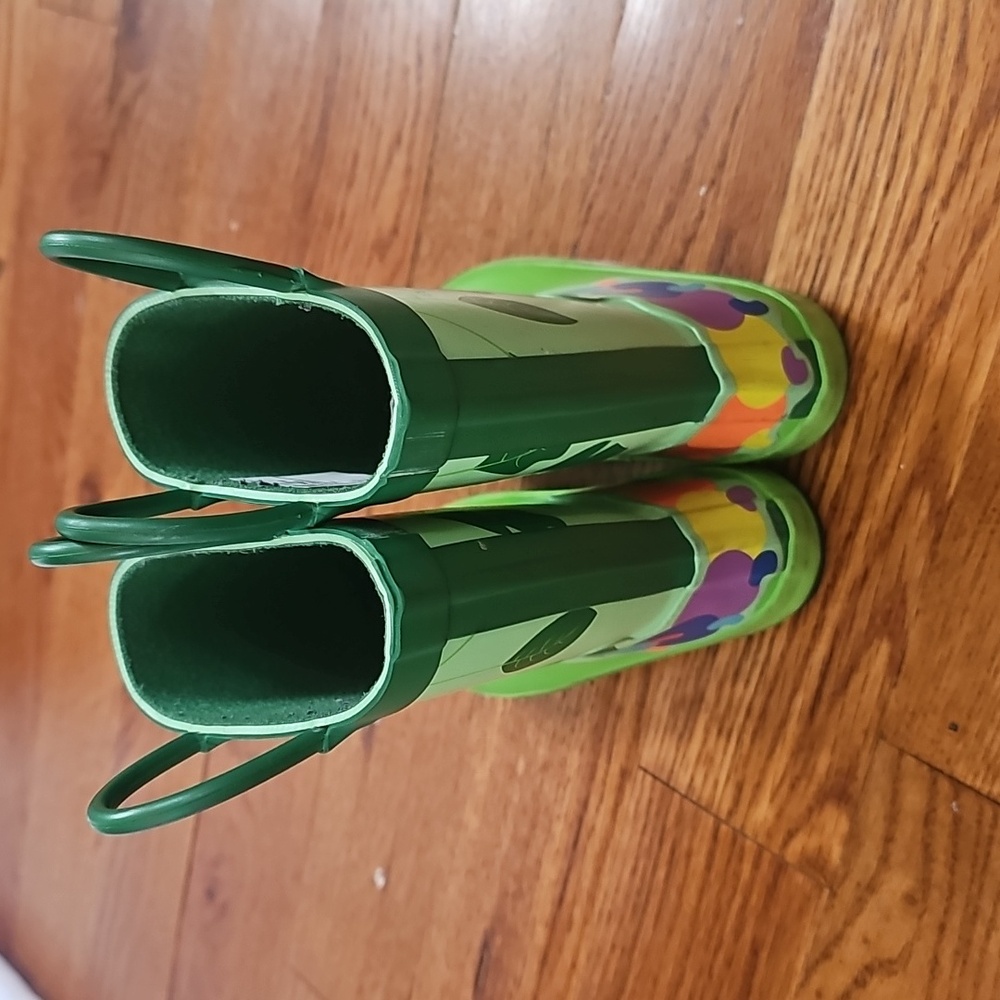 Cat & Jack Leafy Green Kids Rain Boots - Picture 4 of 5